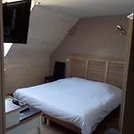Chic'o Rail Hotel Sint-Omaars