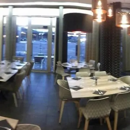 Chic'o Rail Hotel 2*