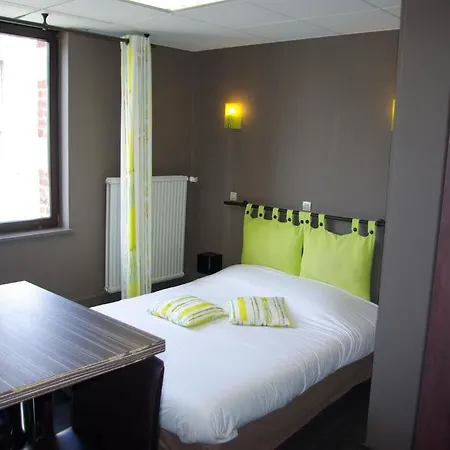 Chic'o Rail Hotel 2*