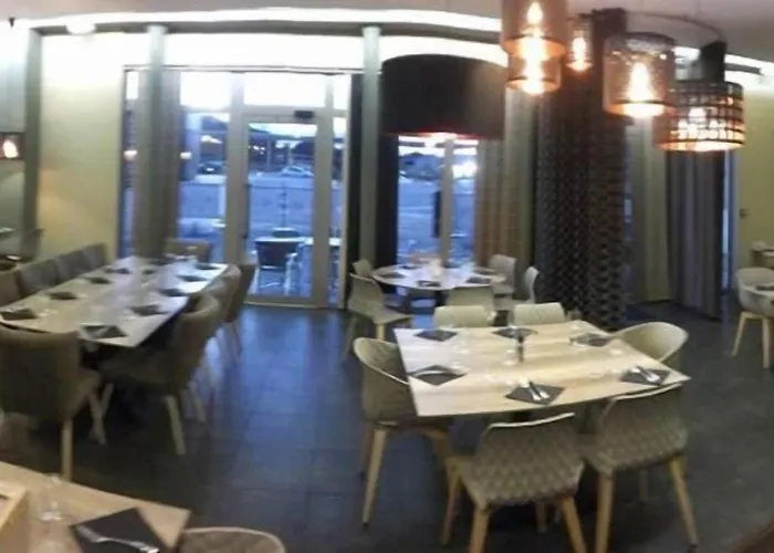 Chic'o Rail Hotel 2*