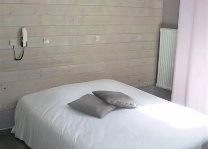 Chic'o Rail Hotel 2*